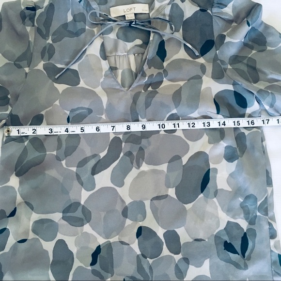 Loft XSP Stone Gray Quarter Length Sleeves Blouse - Picture 6 of 8